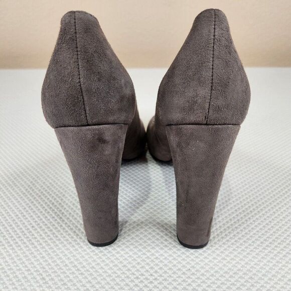 Furla Gray Suede Pumps Shoes Heels Silver Accent Size EU 39 US 8 - Picture 6 of 8
